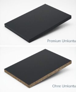Schwarze Spanplatte mit und ohne Premium-Umkantung im Vergleich.